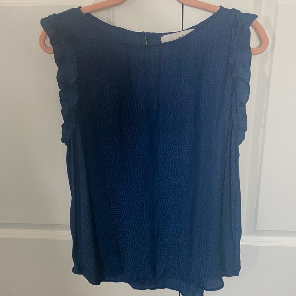 Loft sleeveless blouse